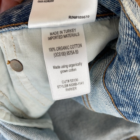 Agolde Parker Short in Riptide - Picture 4 of 7